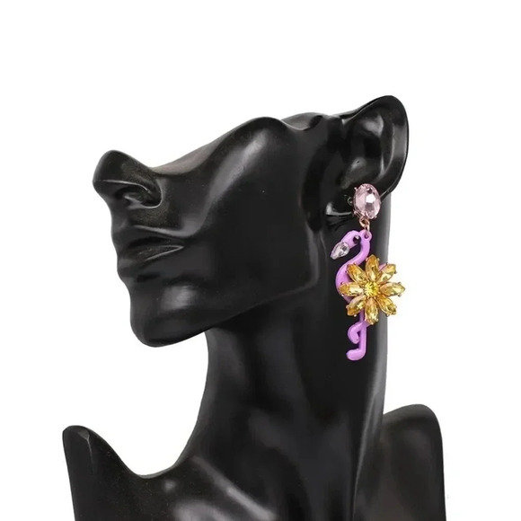 NEW! Dainty “Fla-Mingle” Crystal Drop Earrings 🦩 - Picture 5 of 5